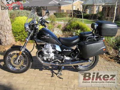 2000 Moto Guzzi Nevada Club 750 photo